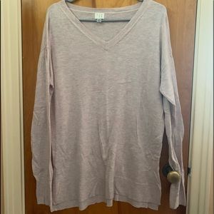 Lightweight v-neck sweater
